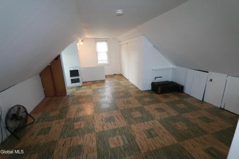 3329 Marie Street Schenectady NY 12304
