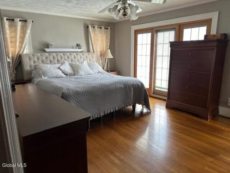 843 Wright Avenue Schenectady NY 12309