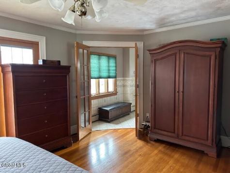 843 Wright Avenue Schenectady NY 12309