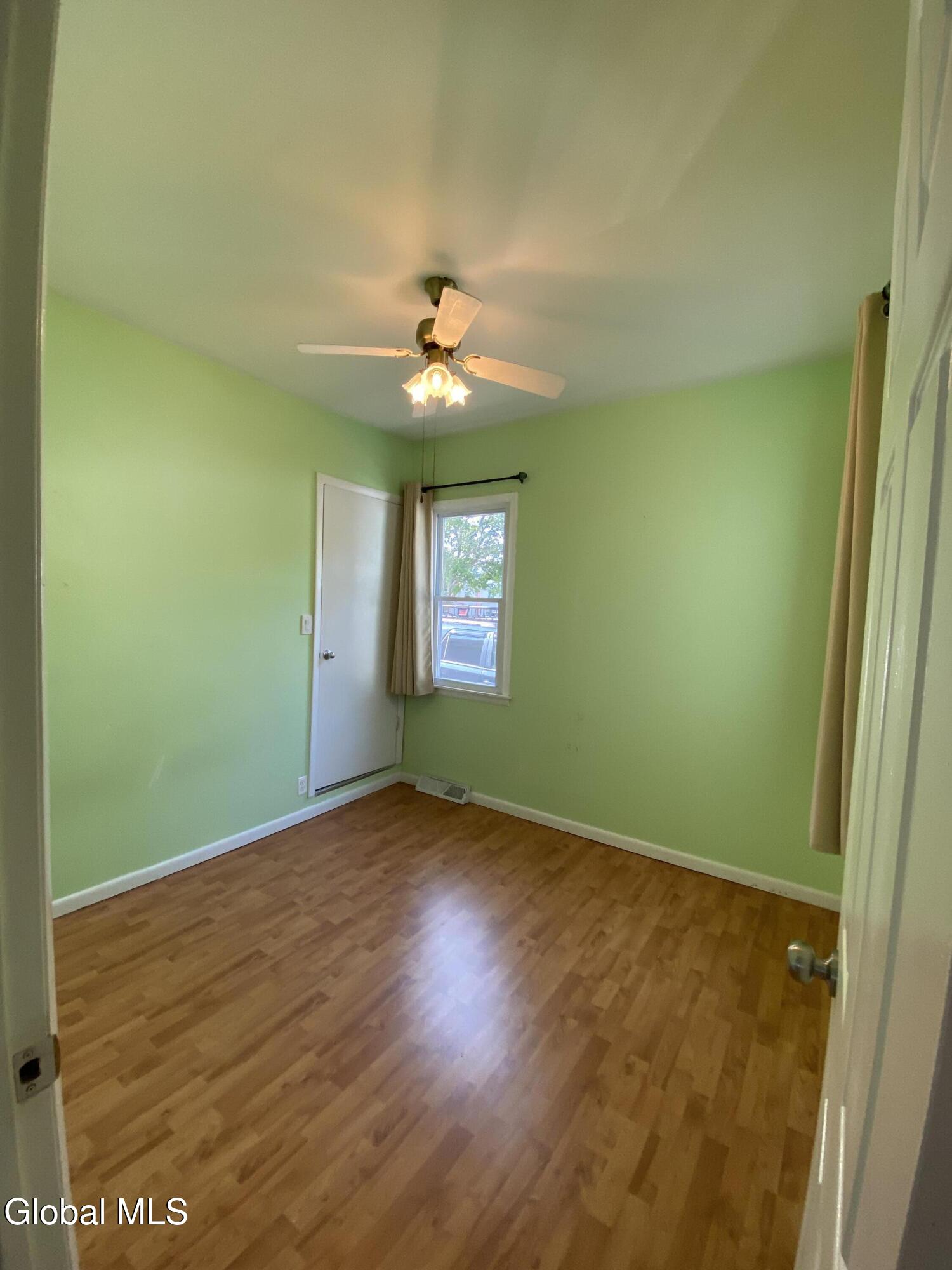 3206 Phillip Street Schenectady NY 12306