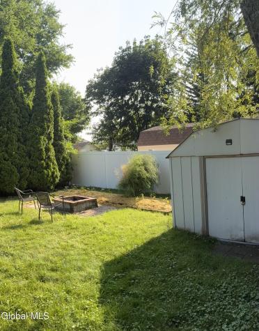 3206 Phillip Street Schenectady NY 12306