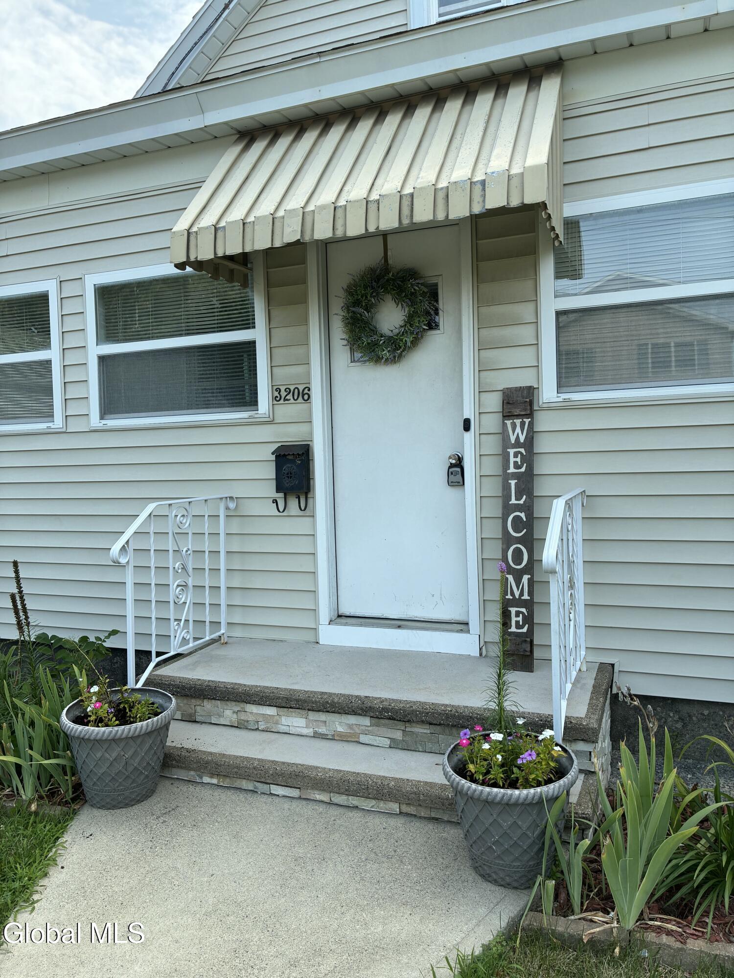3206 Phillip Street Schenectady NY 12306