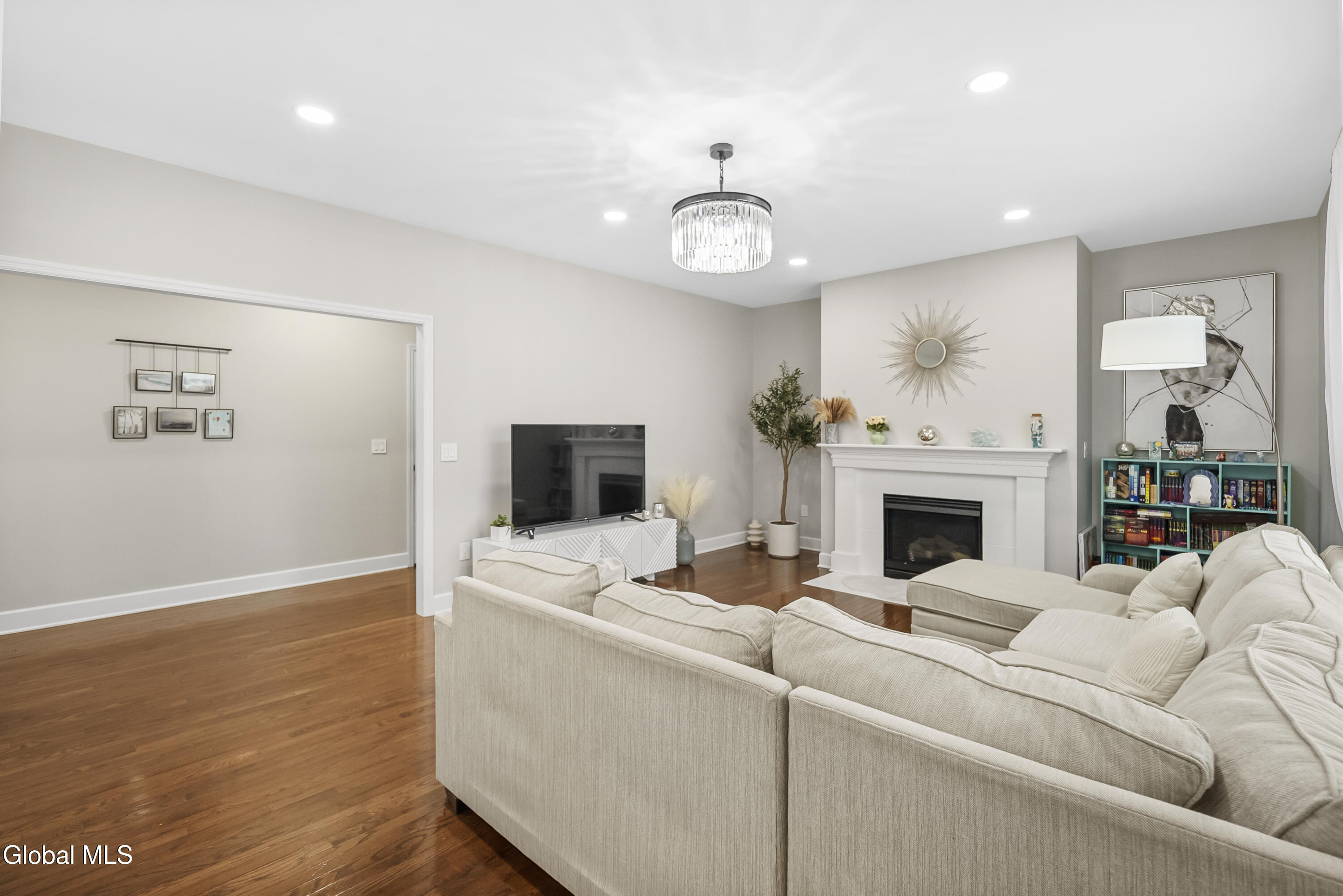 3 Skybrook Circle Clifton Park NY 12065
