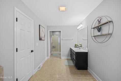 3 Skybrook Circle Clifton Park NY 12065