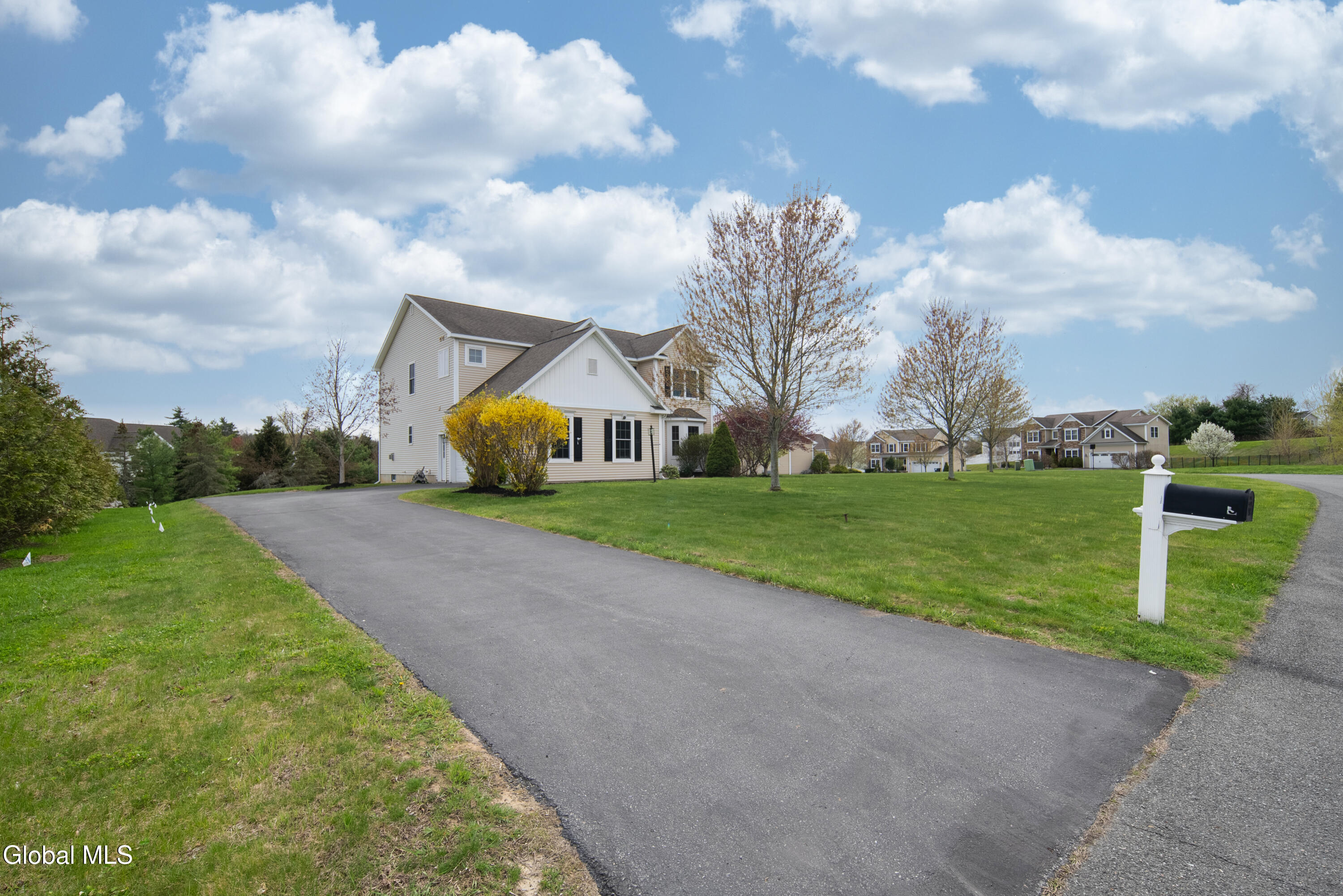 3 Skybrook Circle Clifton Park NY 12065