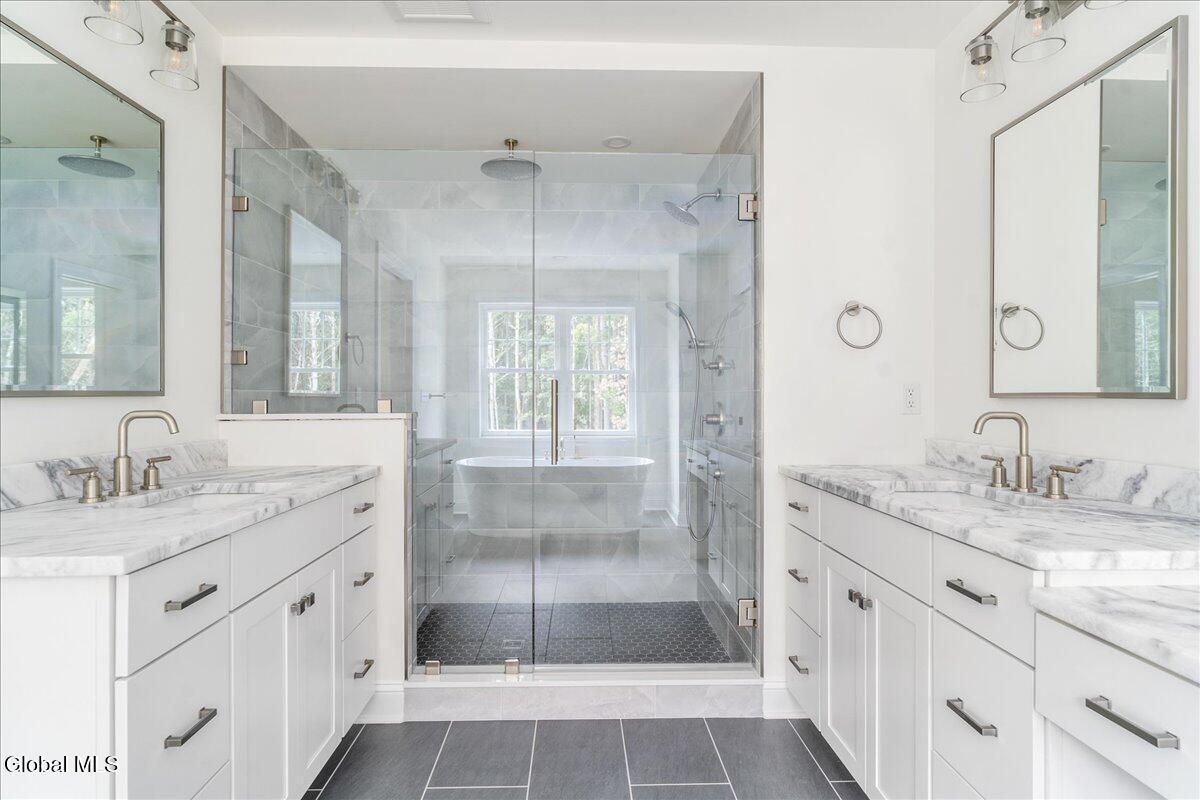 7 Northbrook Drive Wilton NY 12866