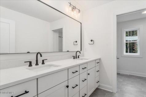 7 Northbrook Drive Wilton NY 12866