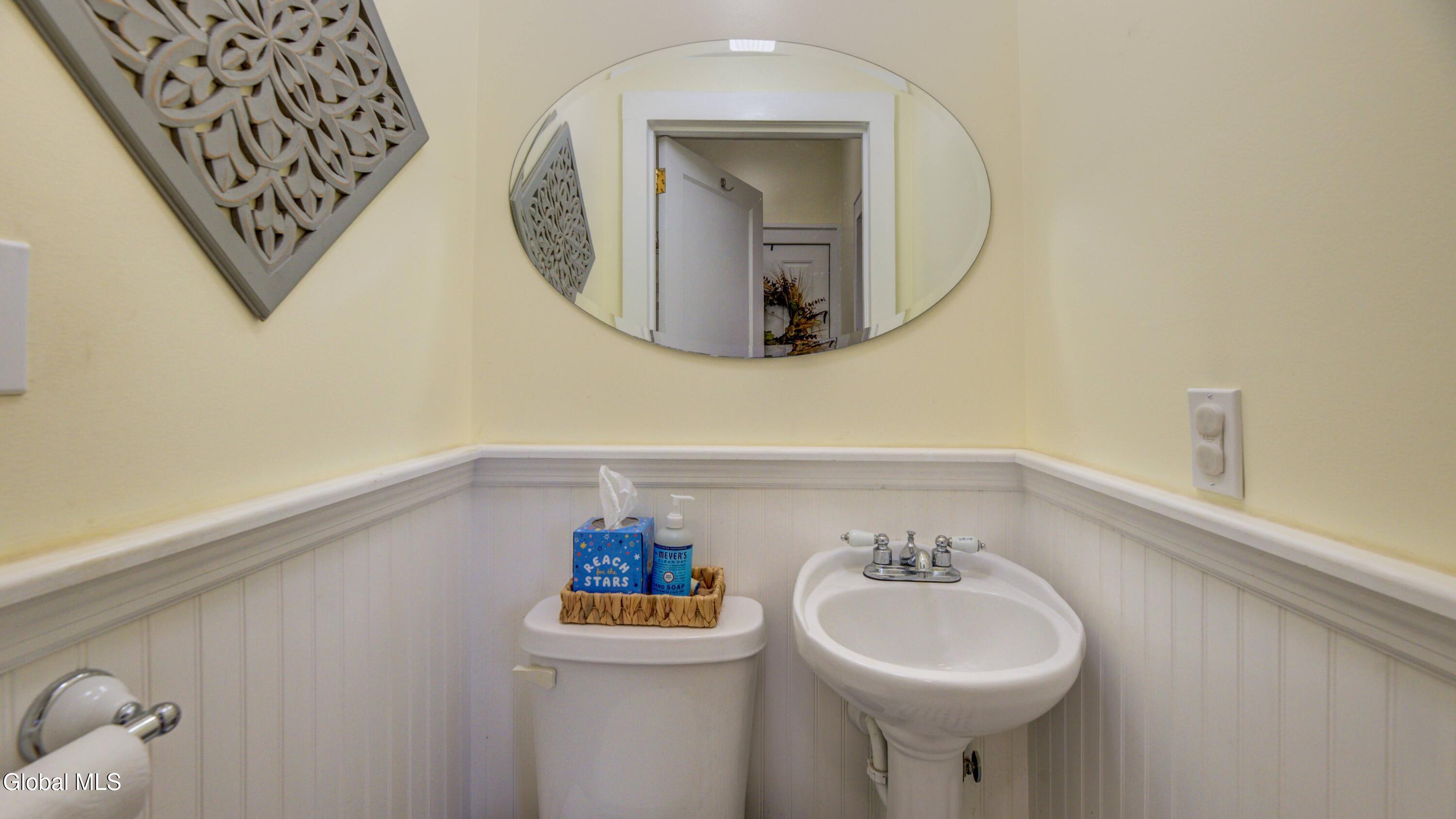 2176 Story Avenue Niskayuna NY 12309
