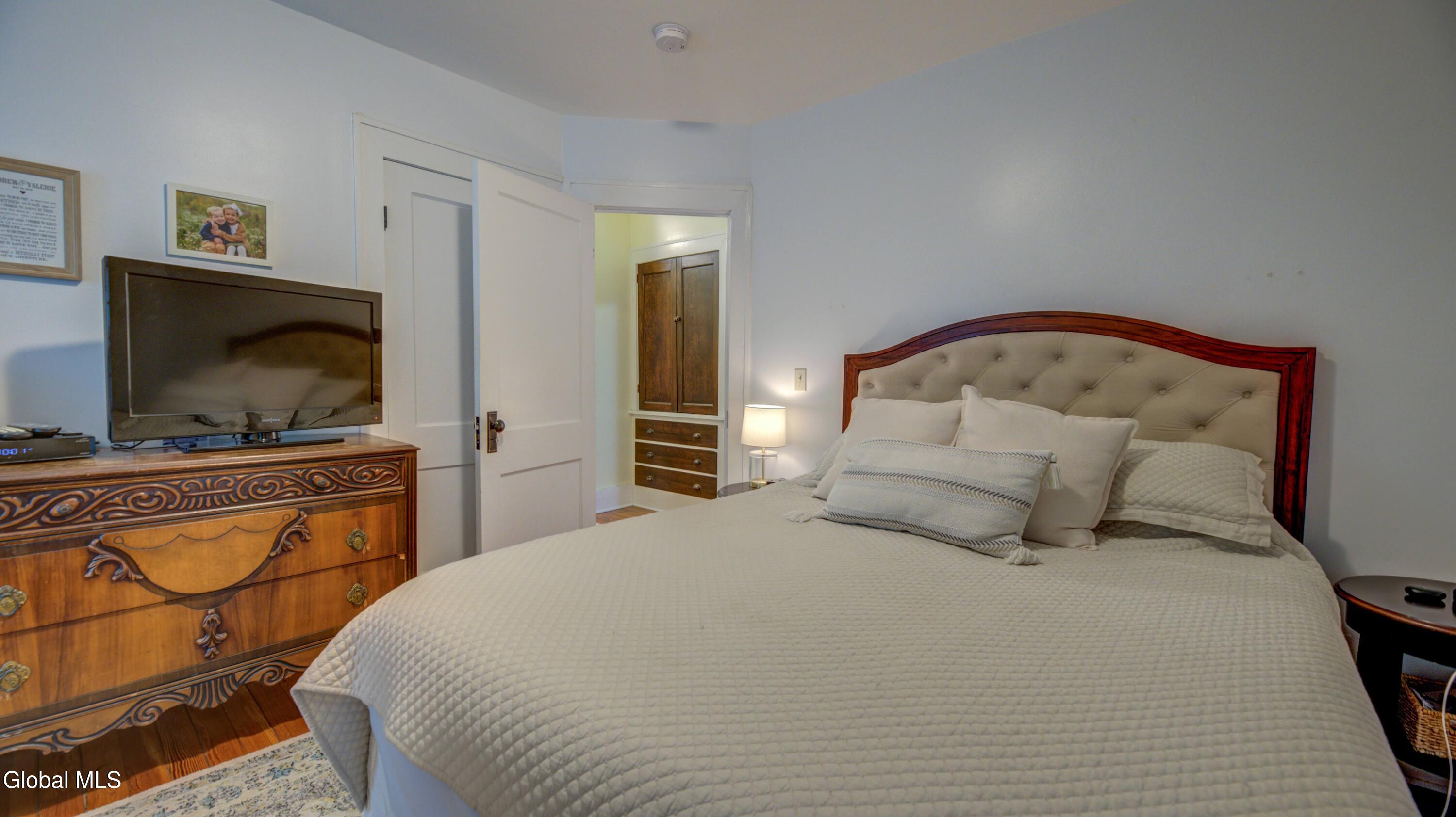 2176 Story Avenue Niskayuna NY 12309