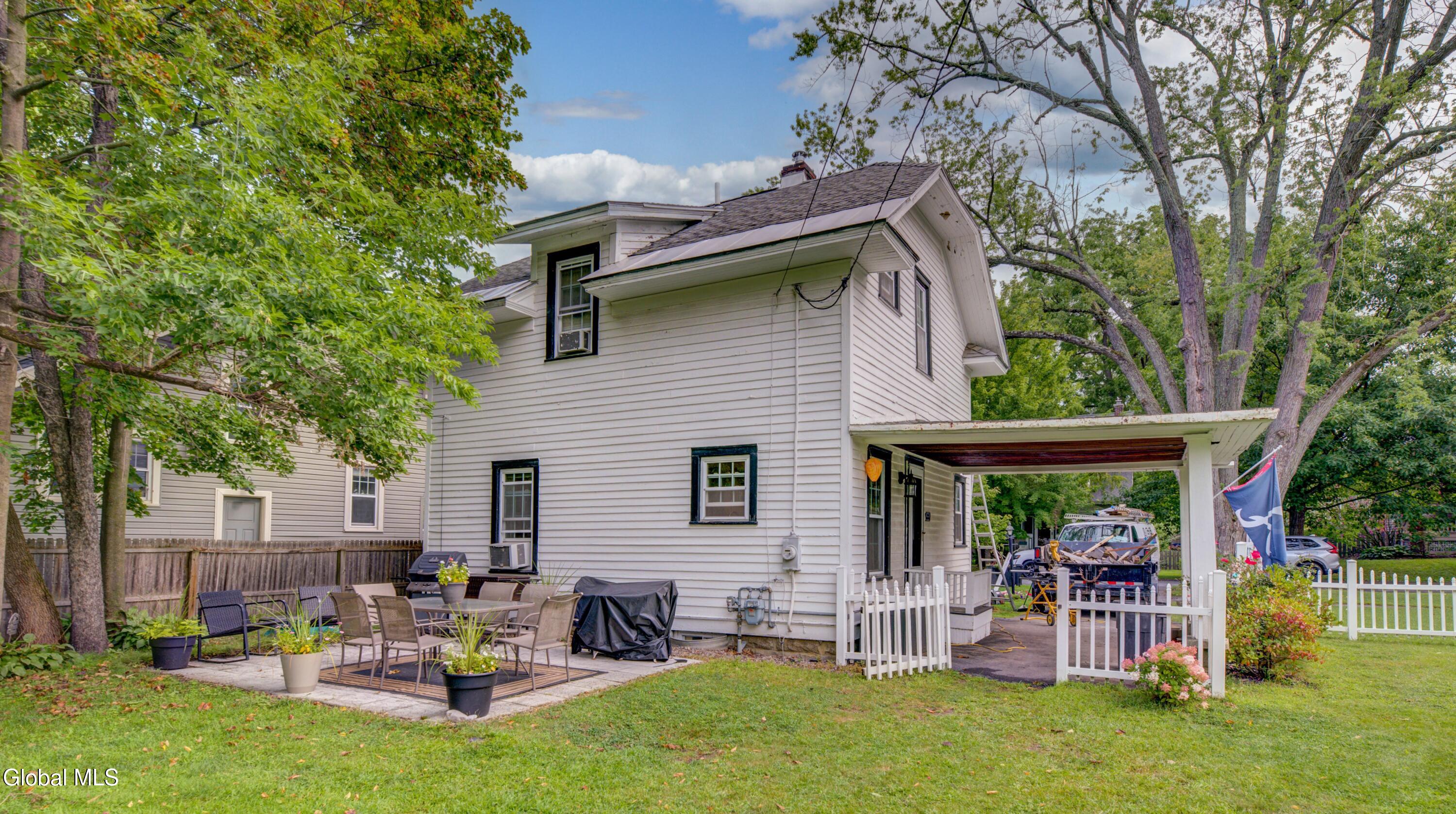 2176 Story Avenue Niskayuna NY 12309