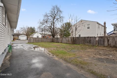 12 Arcadia Court Colonie NY 12205