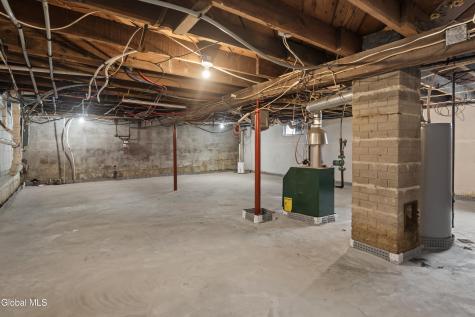 12 Arcadia Court Colonie NY 12205