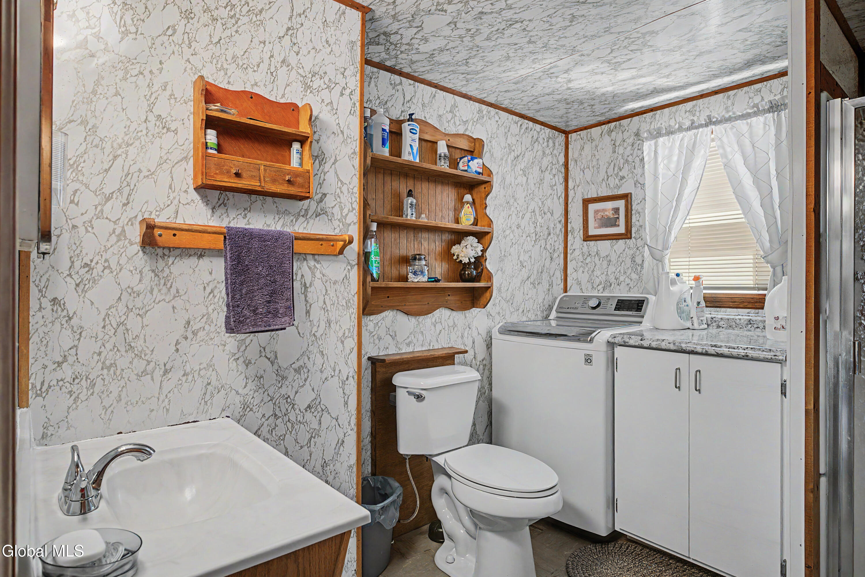 12 White Street Corinth NY 12822