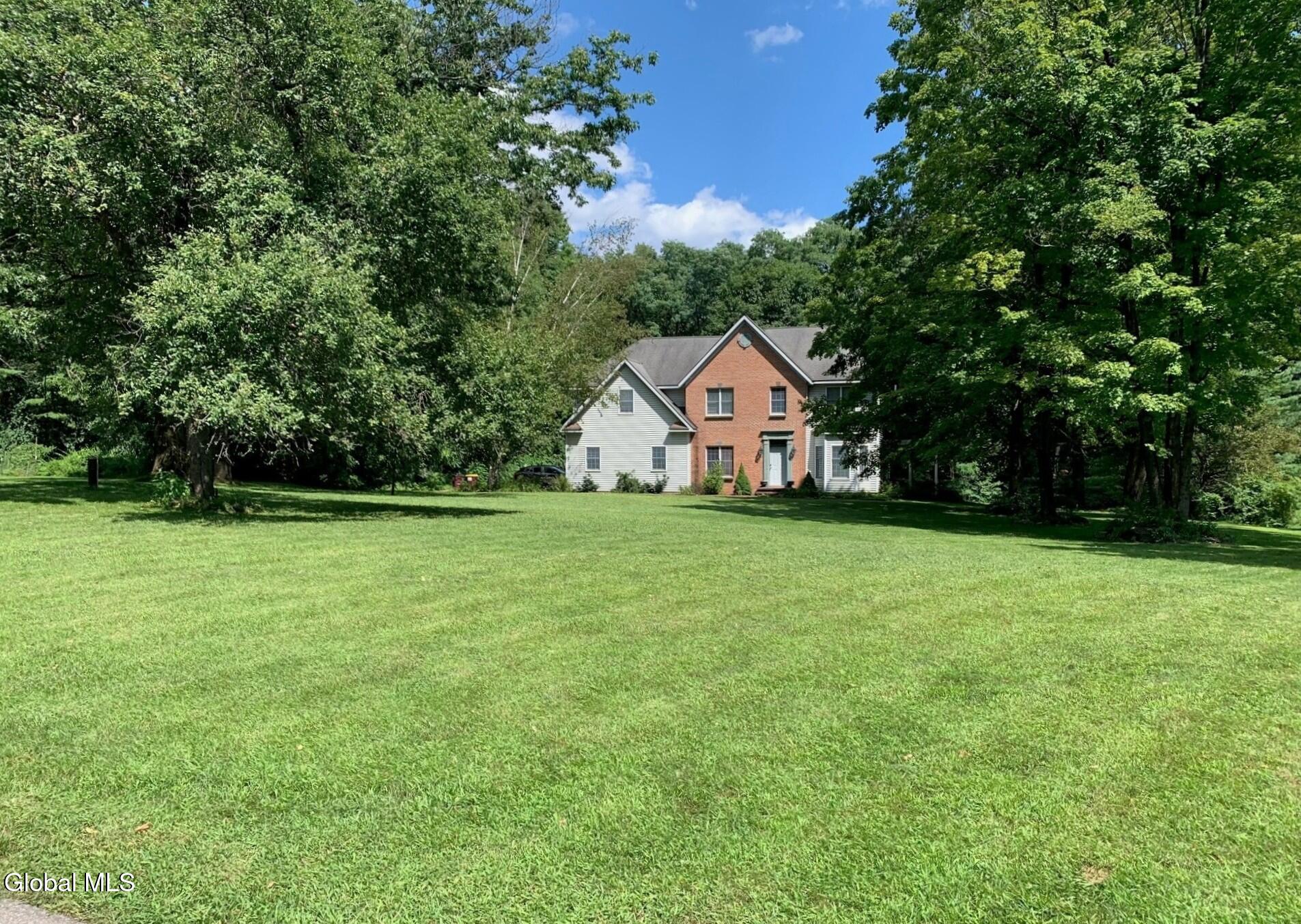 5 King James Court Saratoga Springs NY 12866