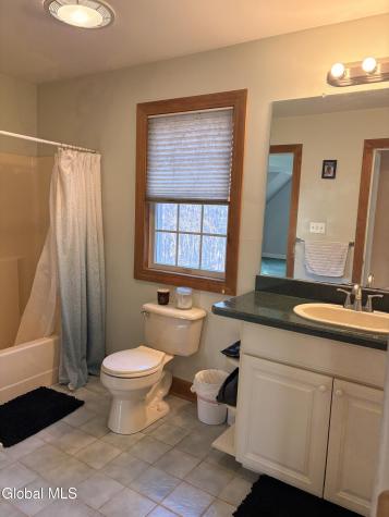 5 King James Court Saratoga Springs NY 12866