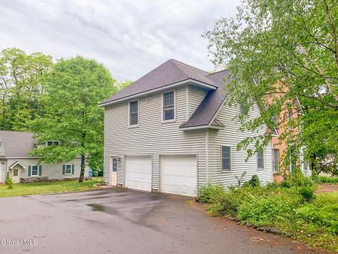 5 King James Court Saratoga Springs NY 12866