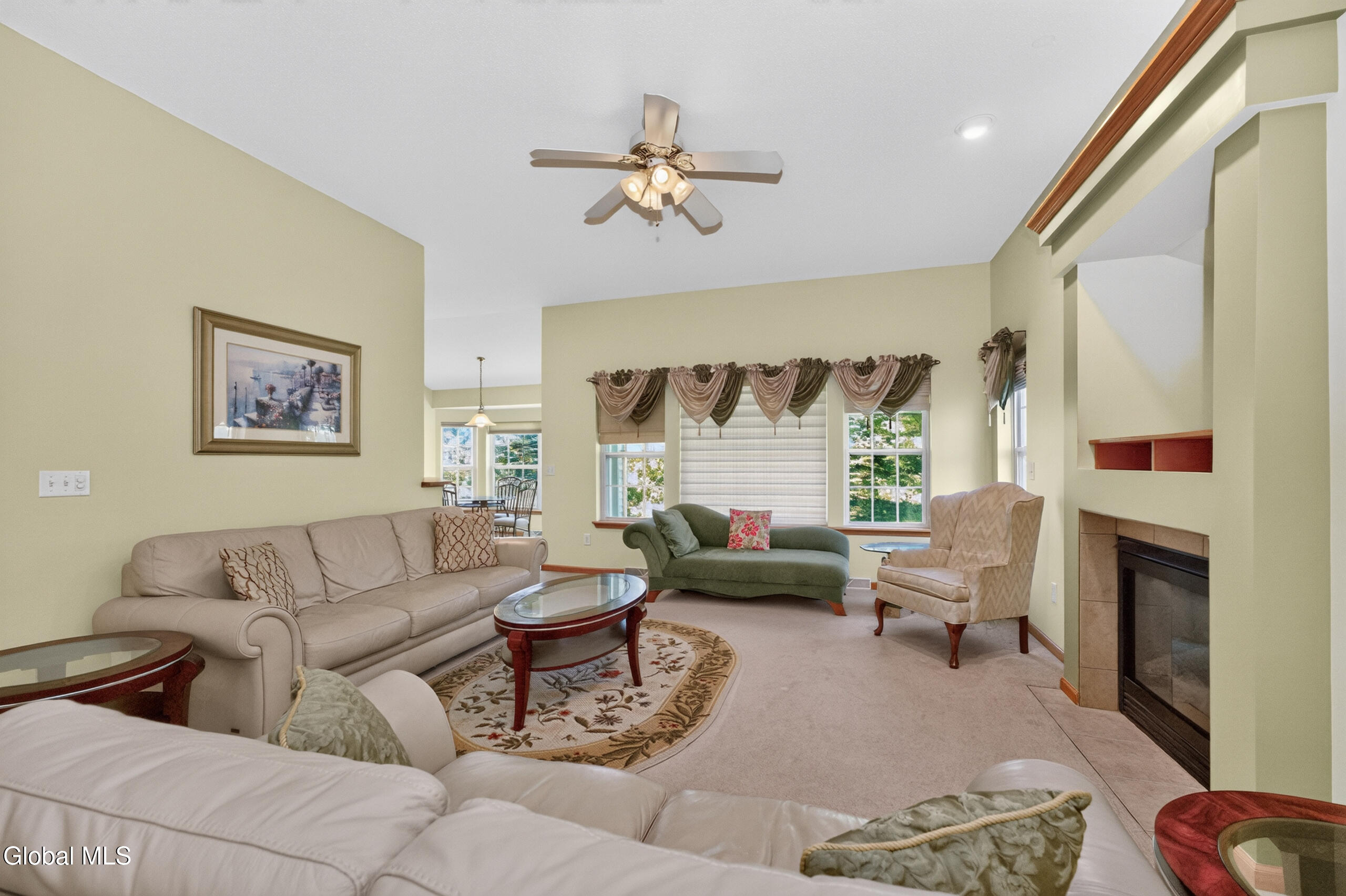 12 Danbury Court Clifton Park NY 12065
