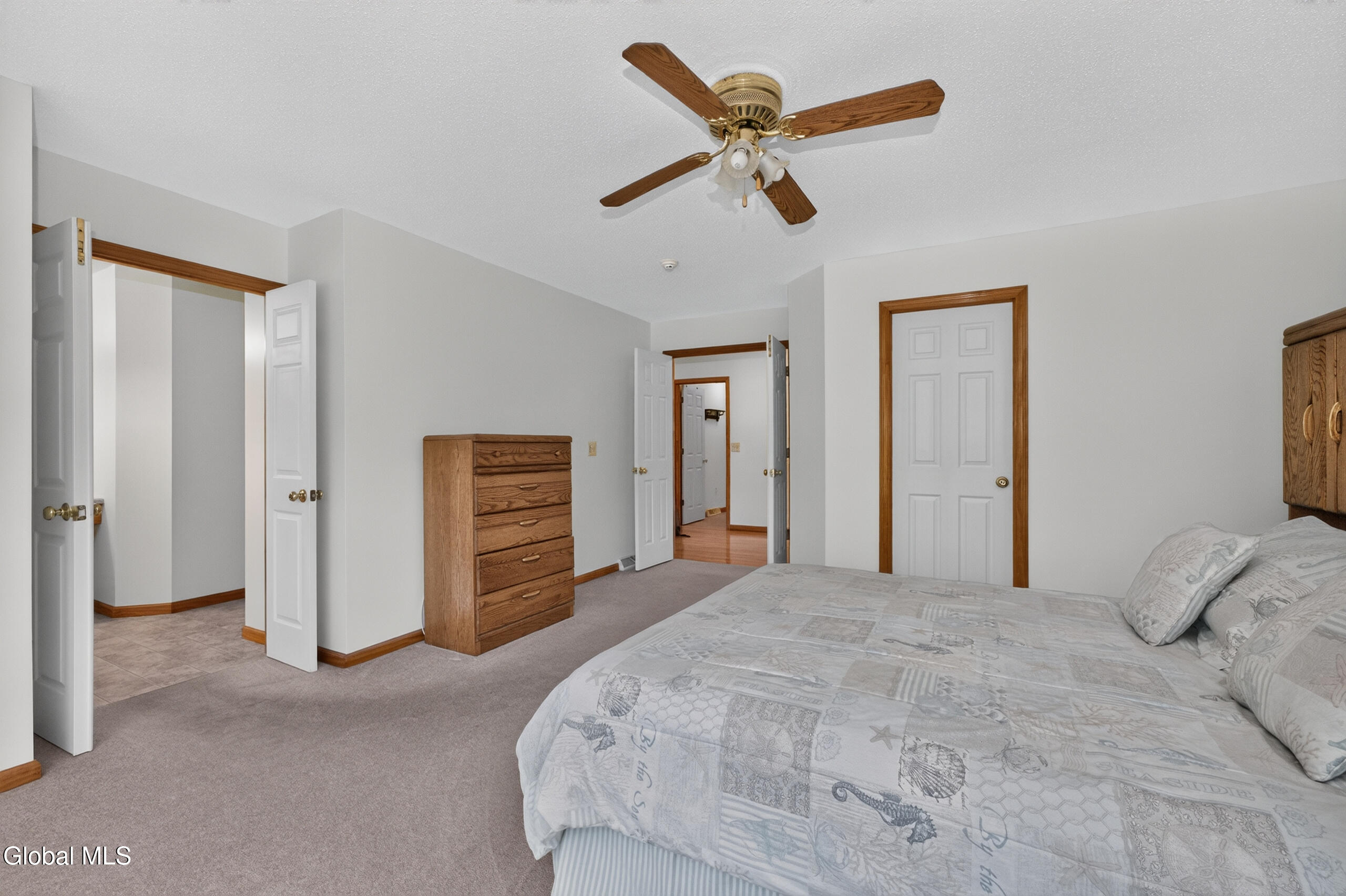 12 Danbury Court Clifton Park NY 12065