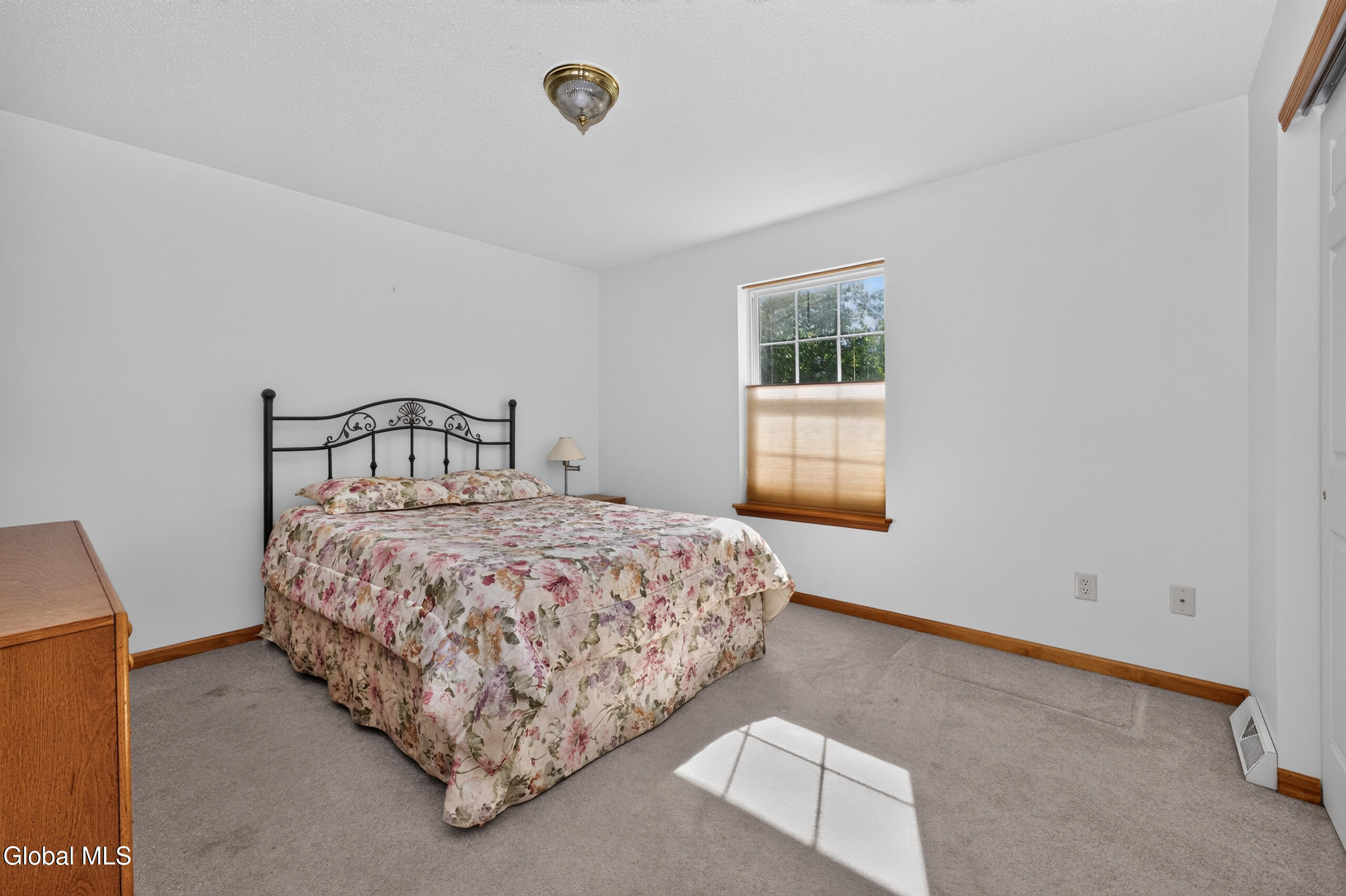 12 Danbury Court Clifton Park NY 12065