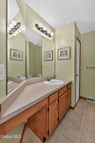 12 Danbury Court Clifton Park NY 12065