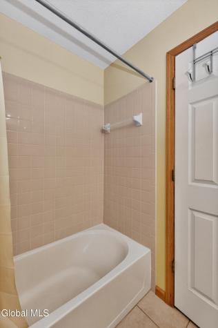 12 Danbury Court Clifton Park NY 12065