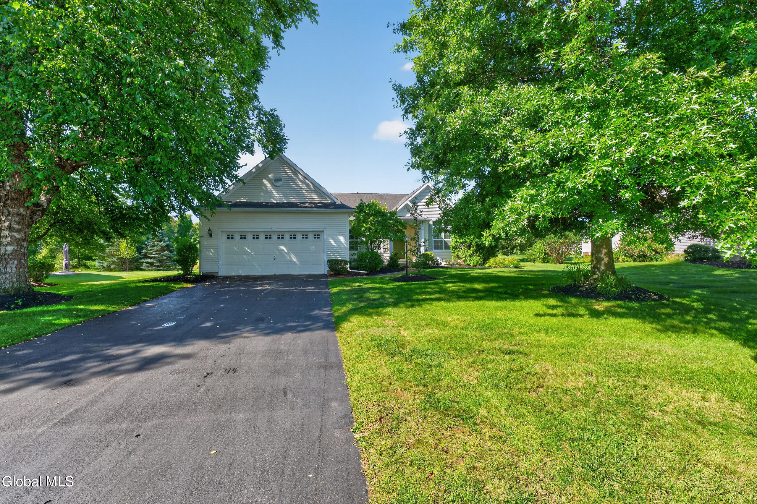 12 Danbury Court Clifton Park NY 12065
