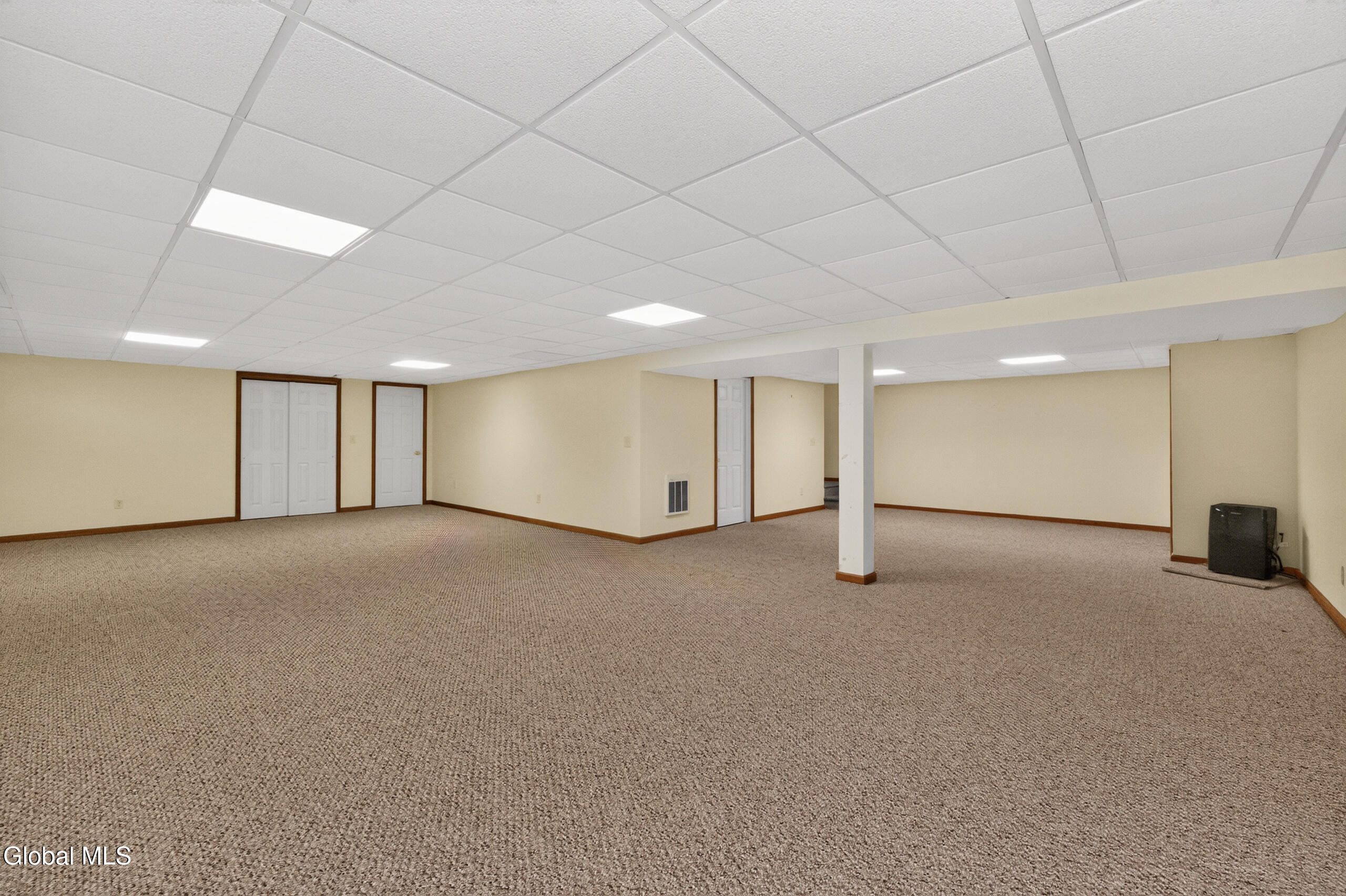 12 Danbury Court Clifton Park NY 12065