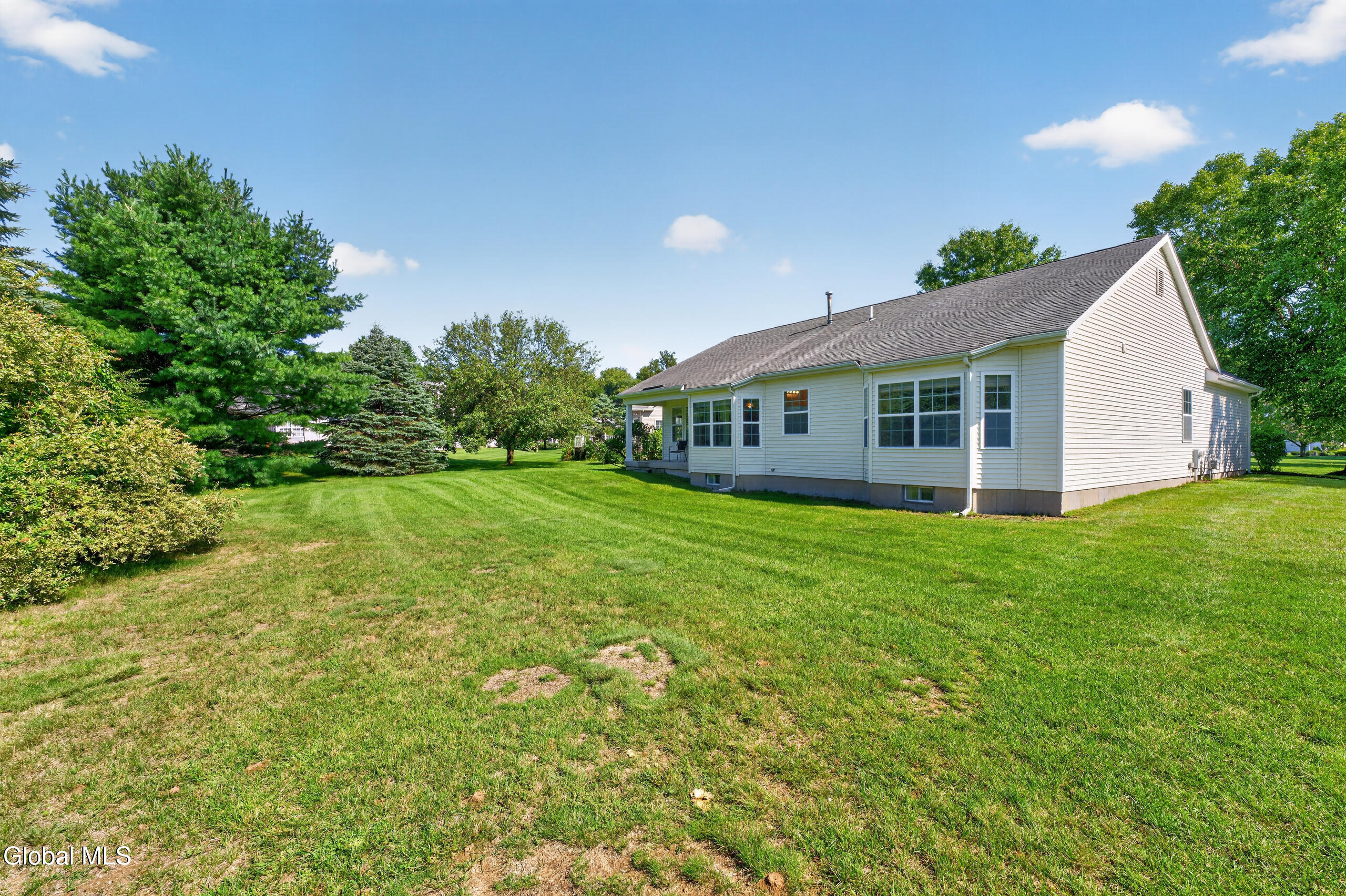 12 Danbury Court Clifton Park NY 12065