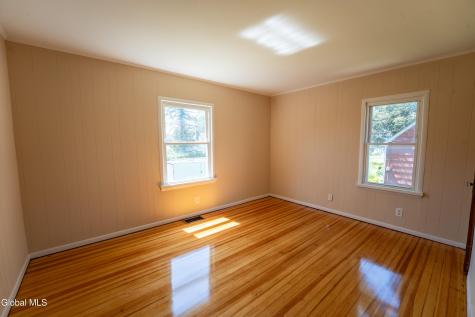 10 Highland Road Amsterdam NY 12010