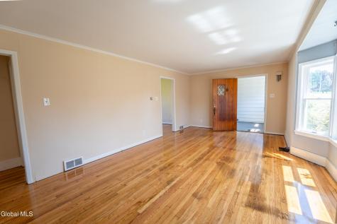 10 Highland Road Amsterdam NY 12010