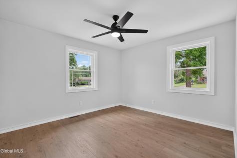 11 Mcdermott Road Mechanicville NY 12118