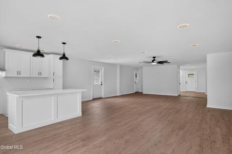 11 Mcdermott Road Mechanicville NY 12118
