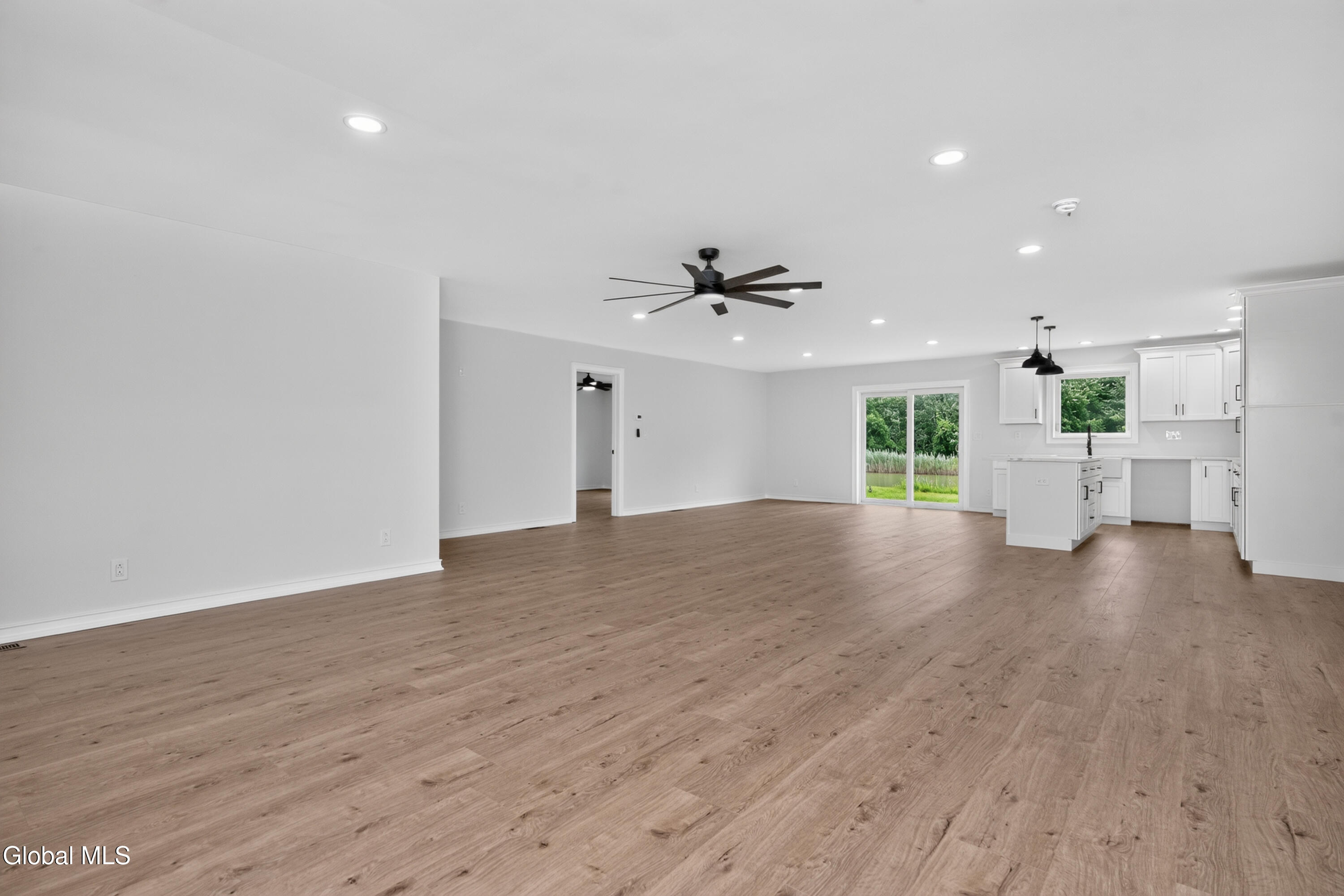 11 Mcdermott Road Mechanicville NY 12118