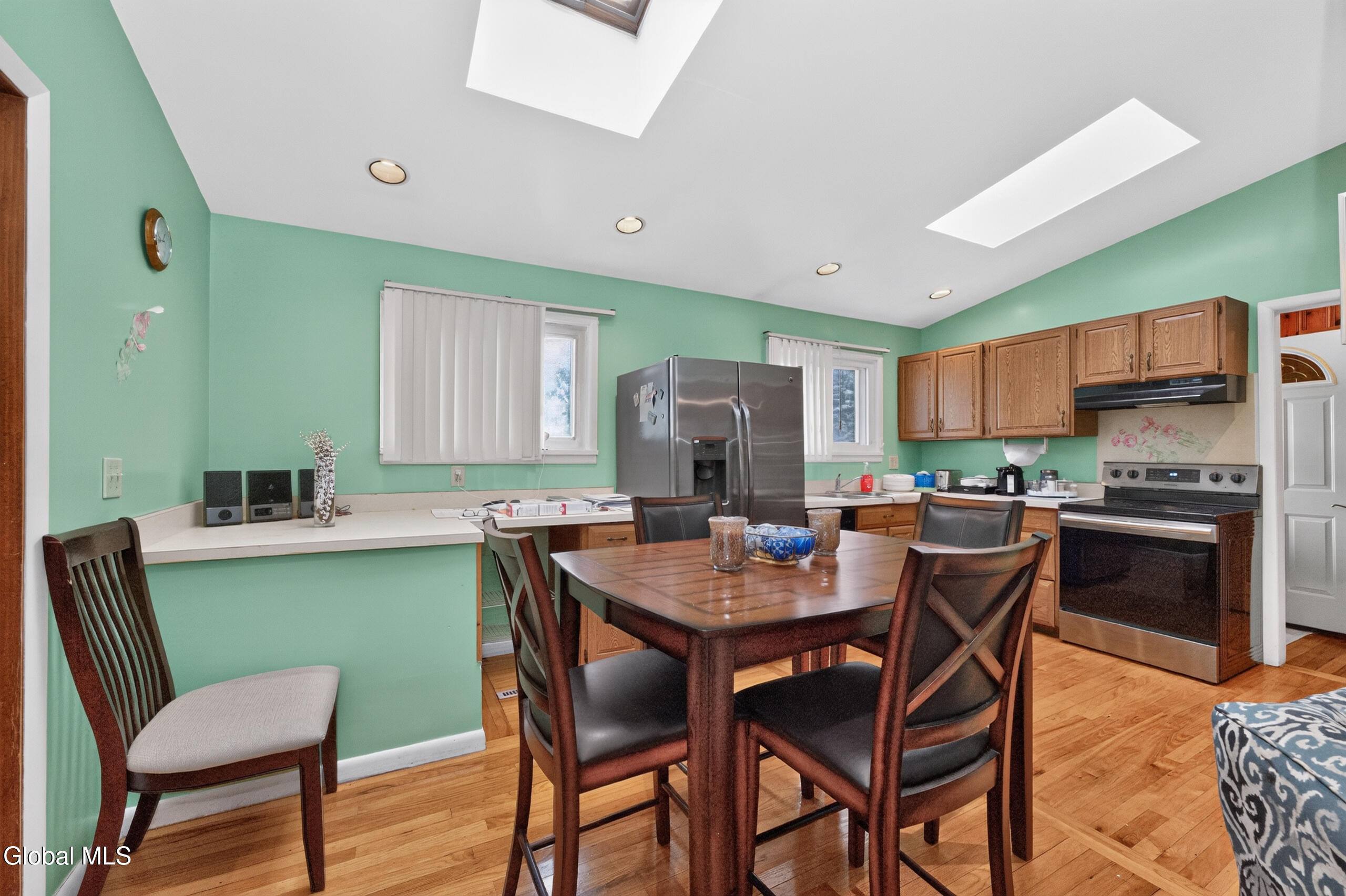 5 Crescent Lane Troy NY 12180