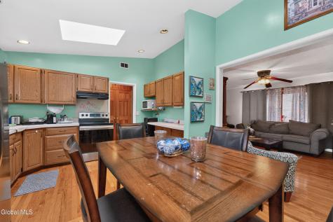 5 Crescent Lane Troy NY 12180