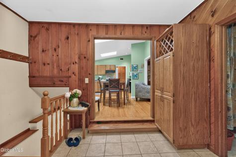 5 Crescent Lane Troy NY 12180