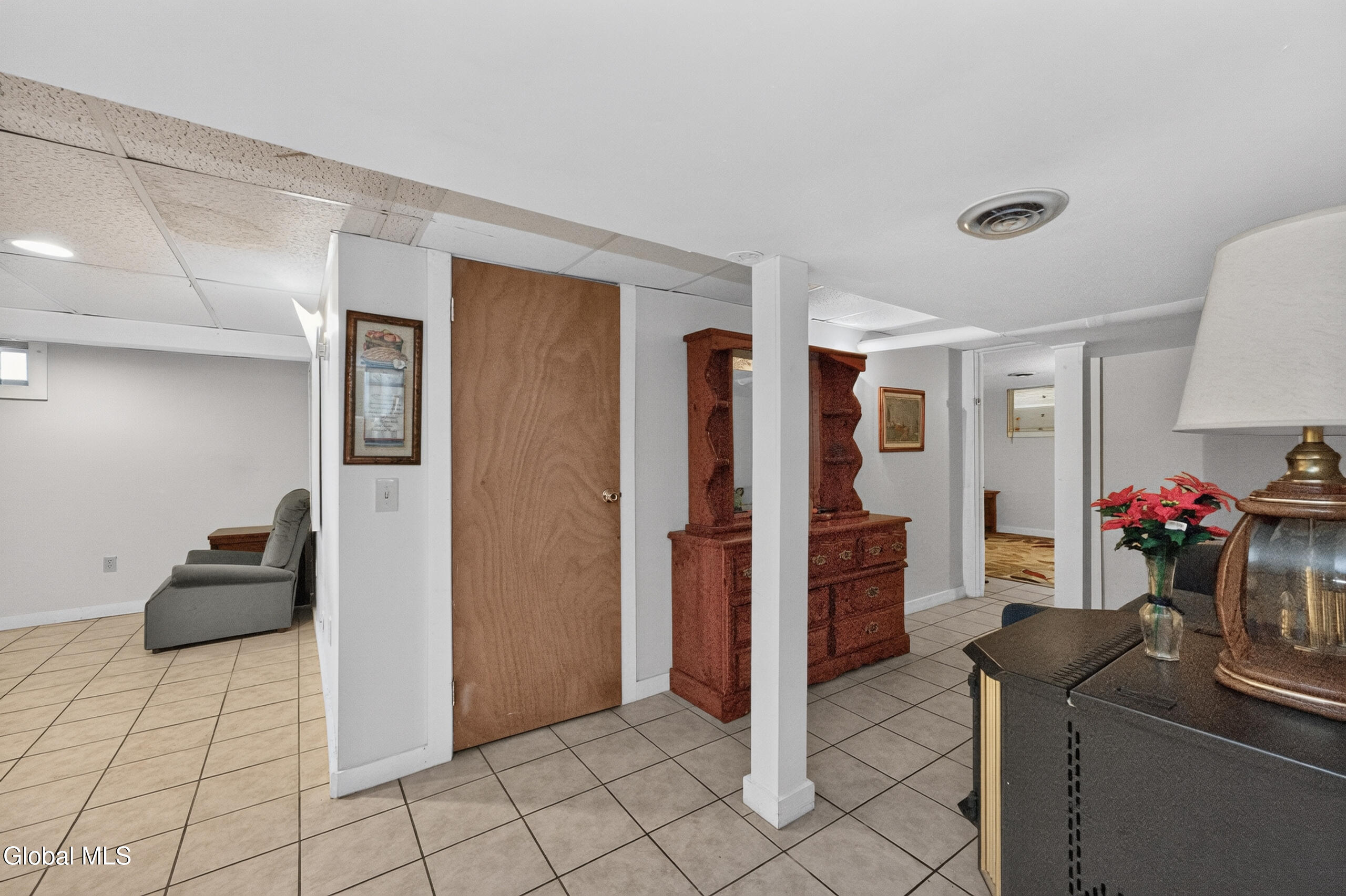 5 Crescent Lane Troy NY 12180