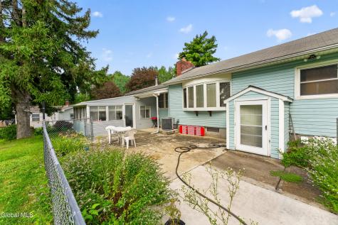5 Crescent Lane Troy NY 12180