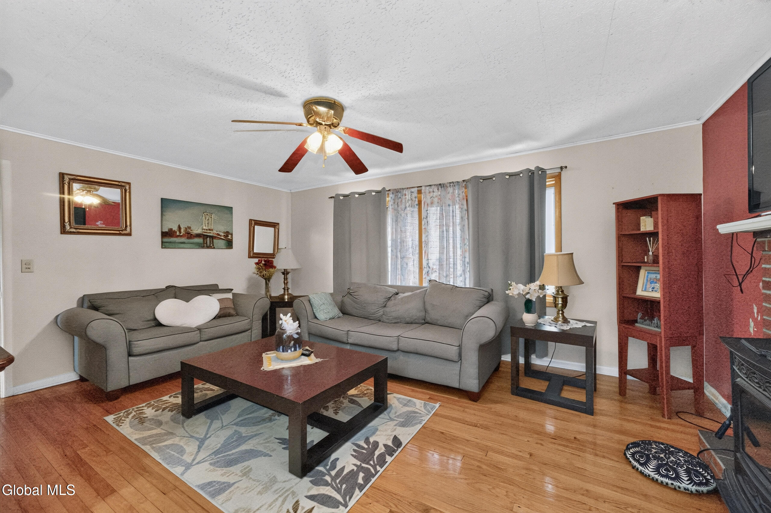 5 Crescent Lane Troy NY 12180