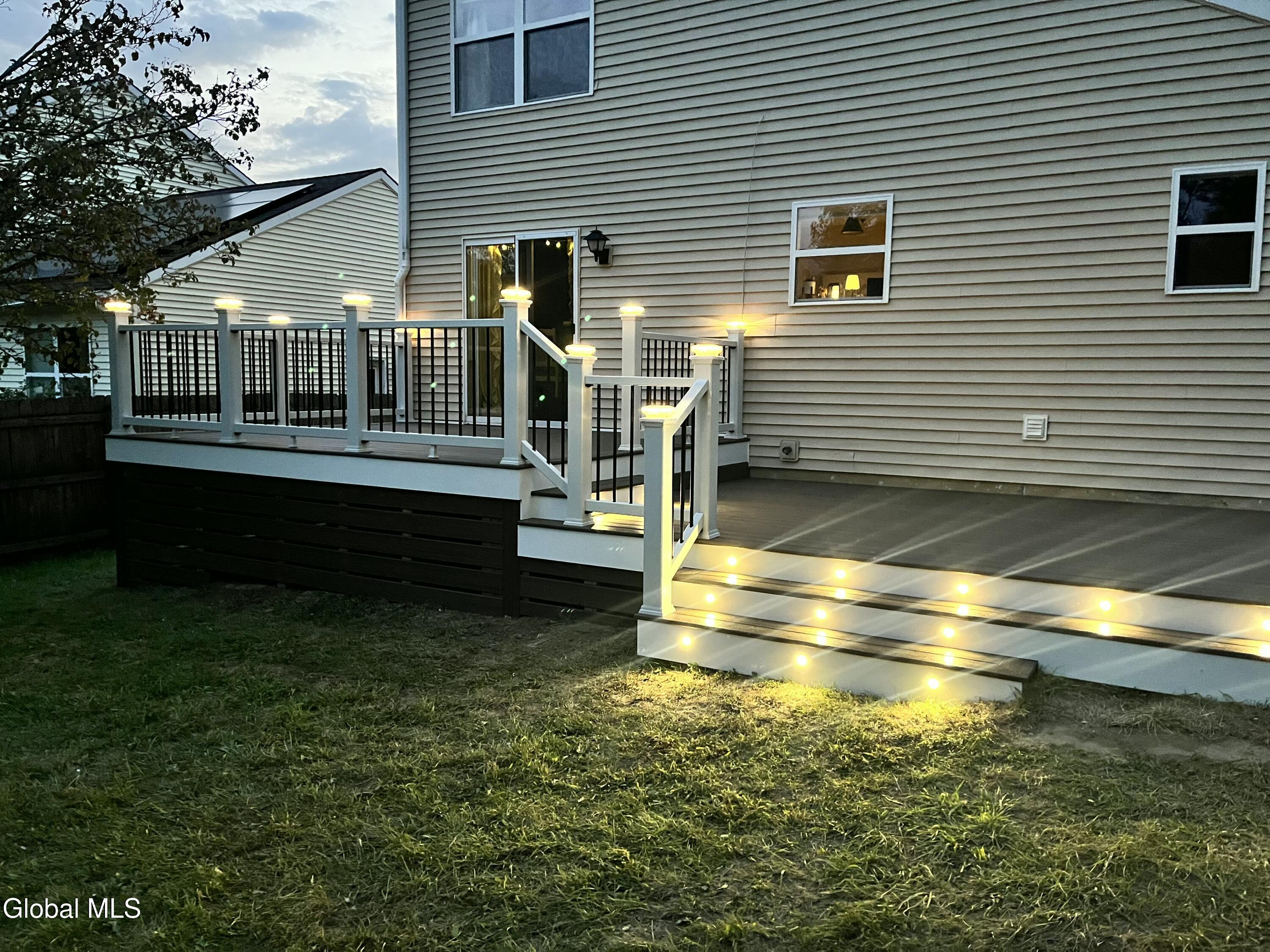 6 Cobblestone Lane Troy NY 12180