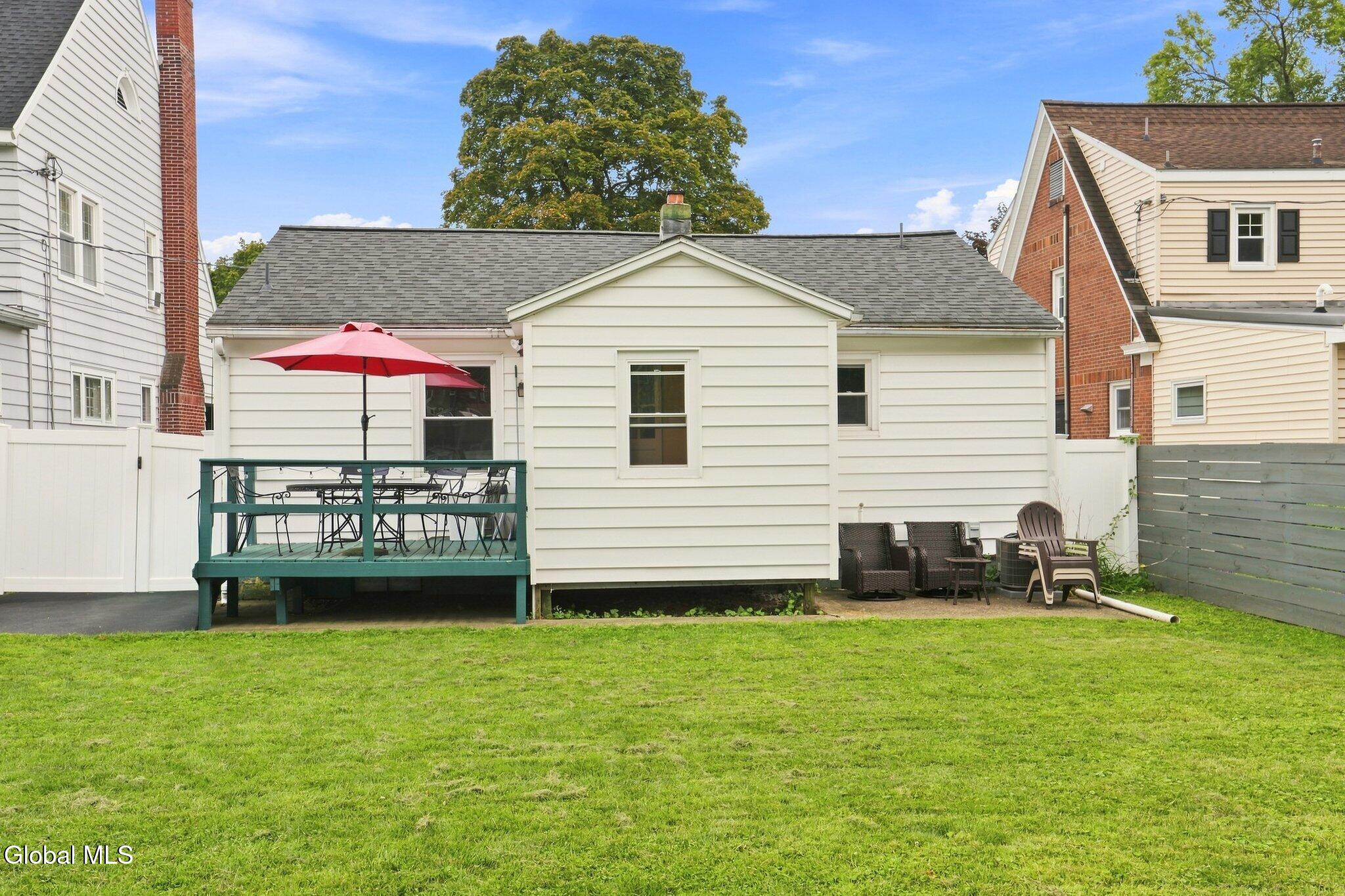 291 S Main Avenue Albany NY 12208