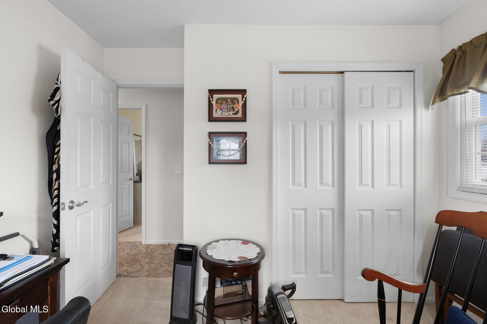 33 Abby Road Latham NY 12110
