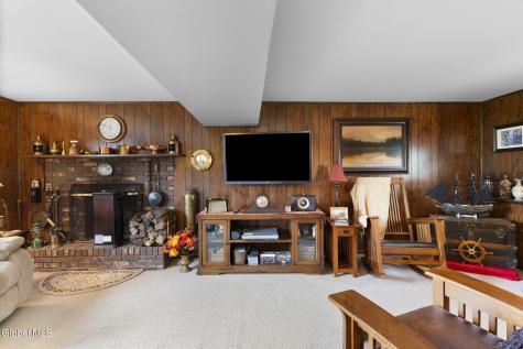 33 Abby Road Latham NY 12110