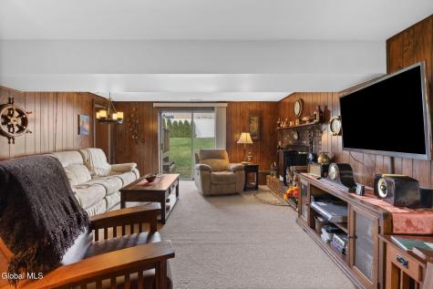 33 Abby Road Latham NY 12110