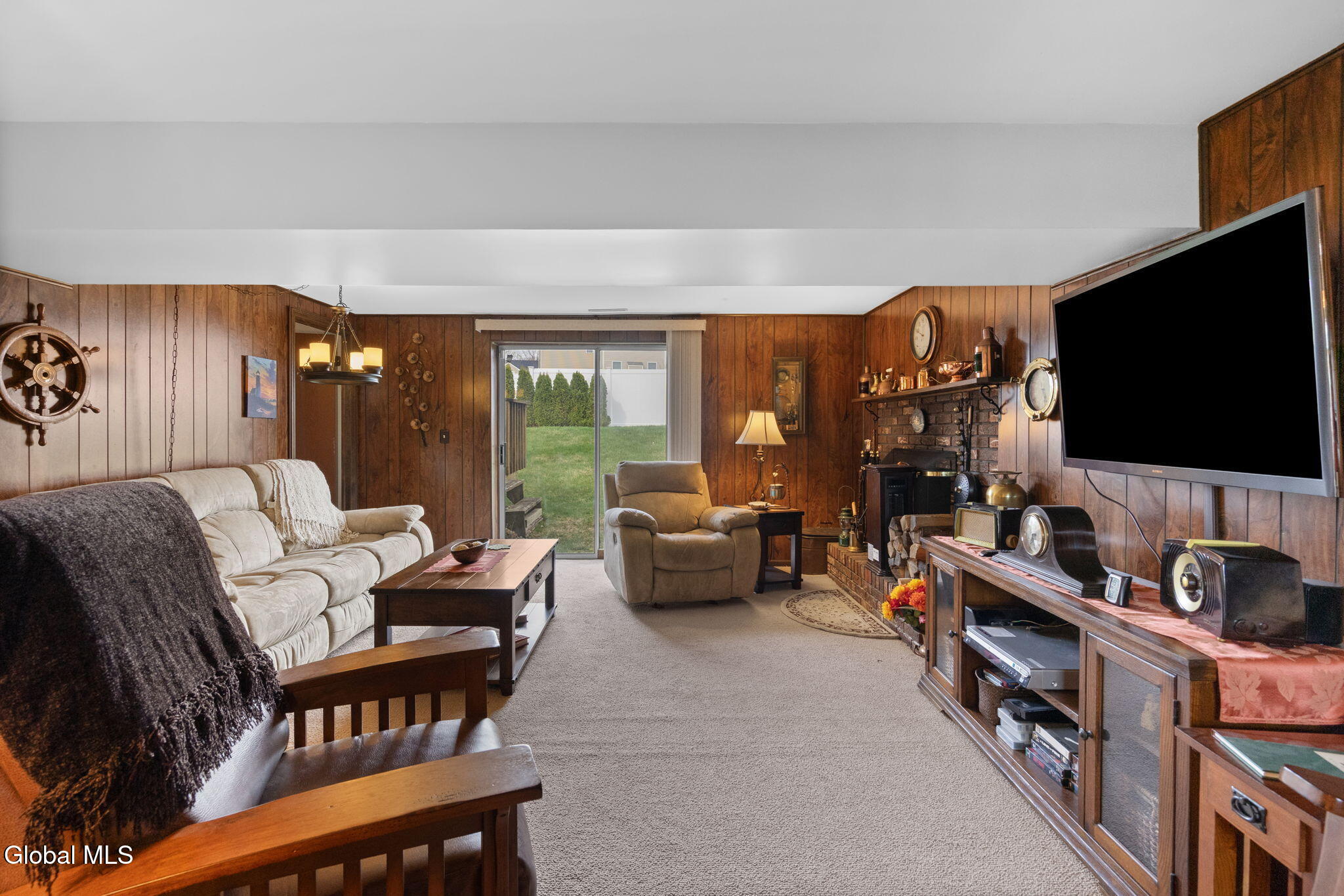 33 Abby Road Latham NY 12110