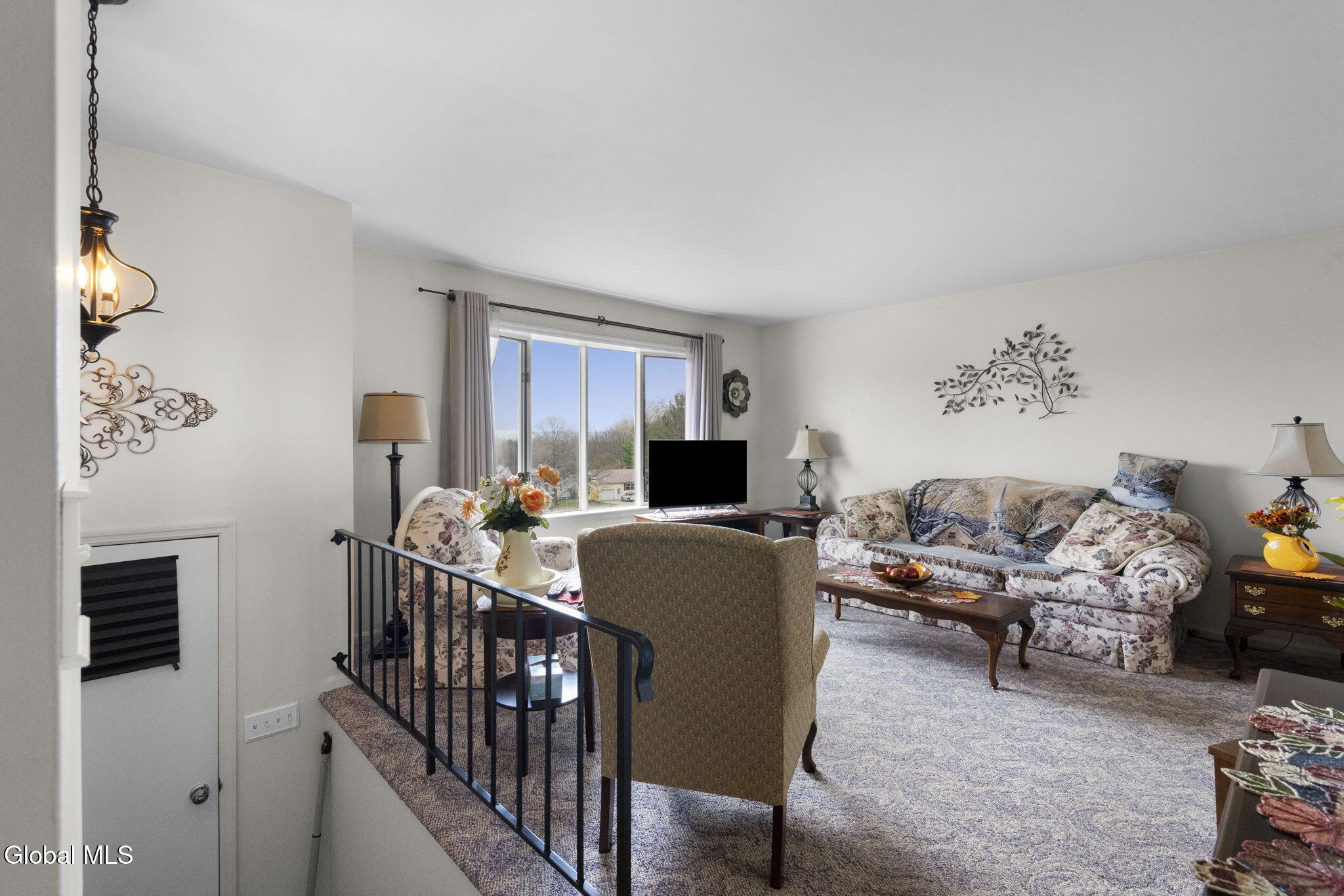 33 Abby Road Latham NY 12110