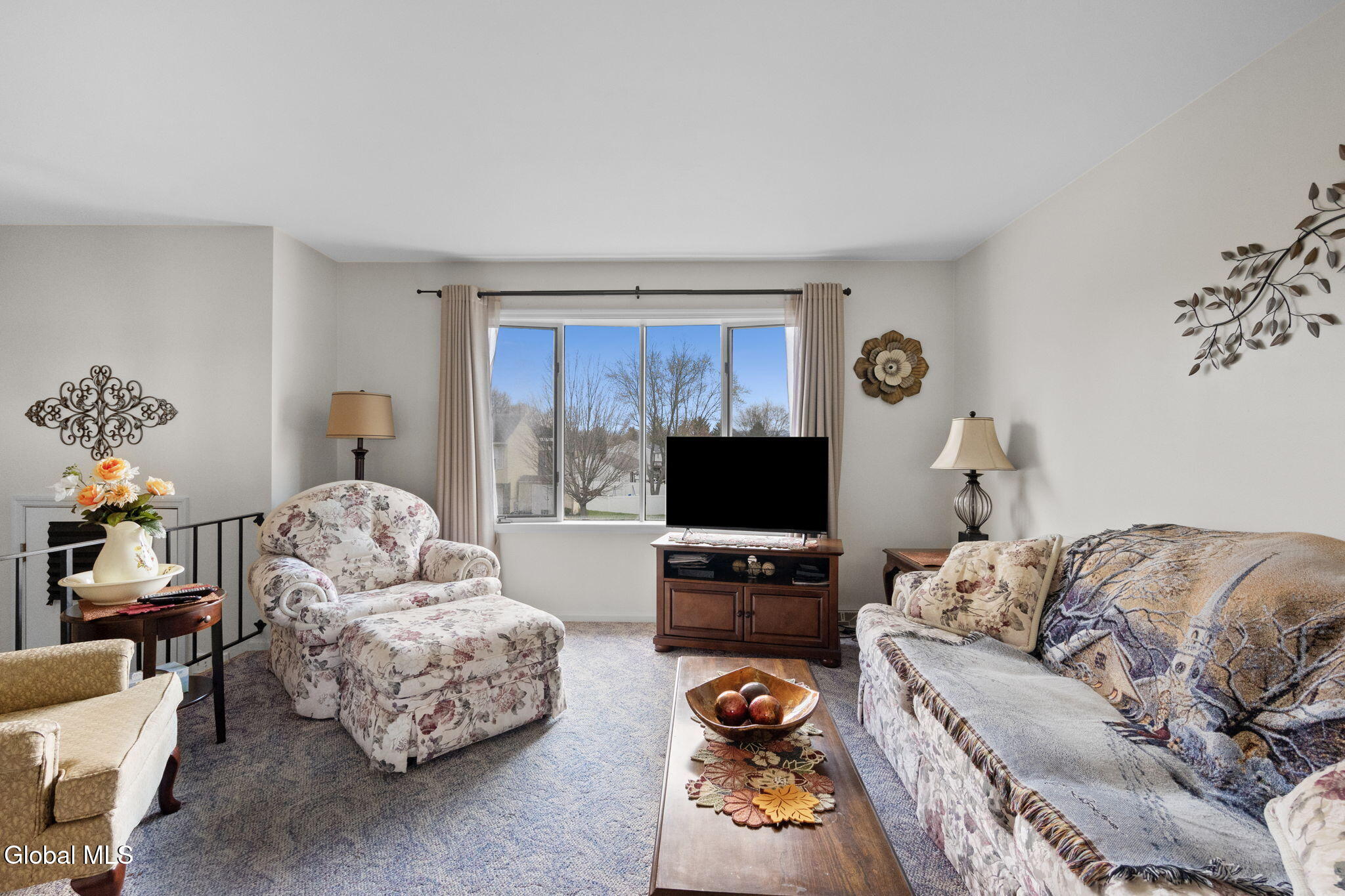 33 Abby Road Latham NY 12110