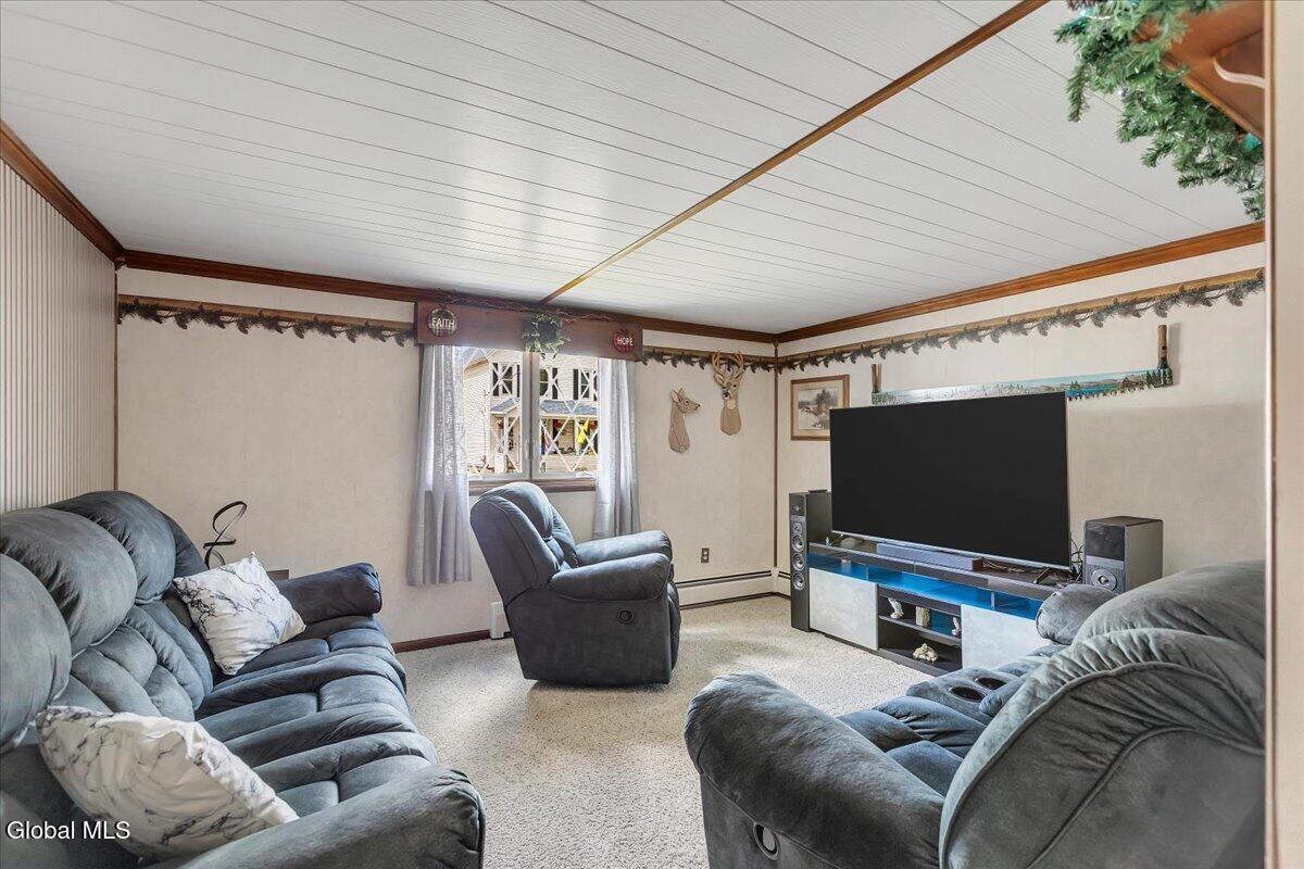 105 Mason Street Johnstown NY 12095