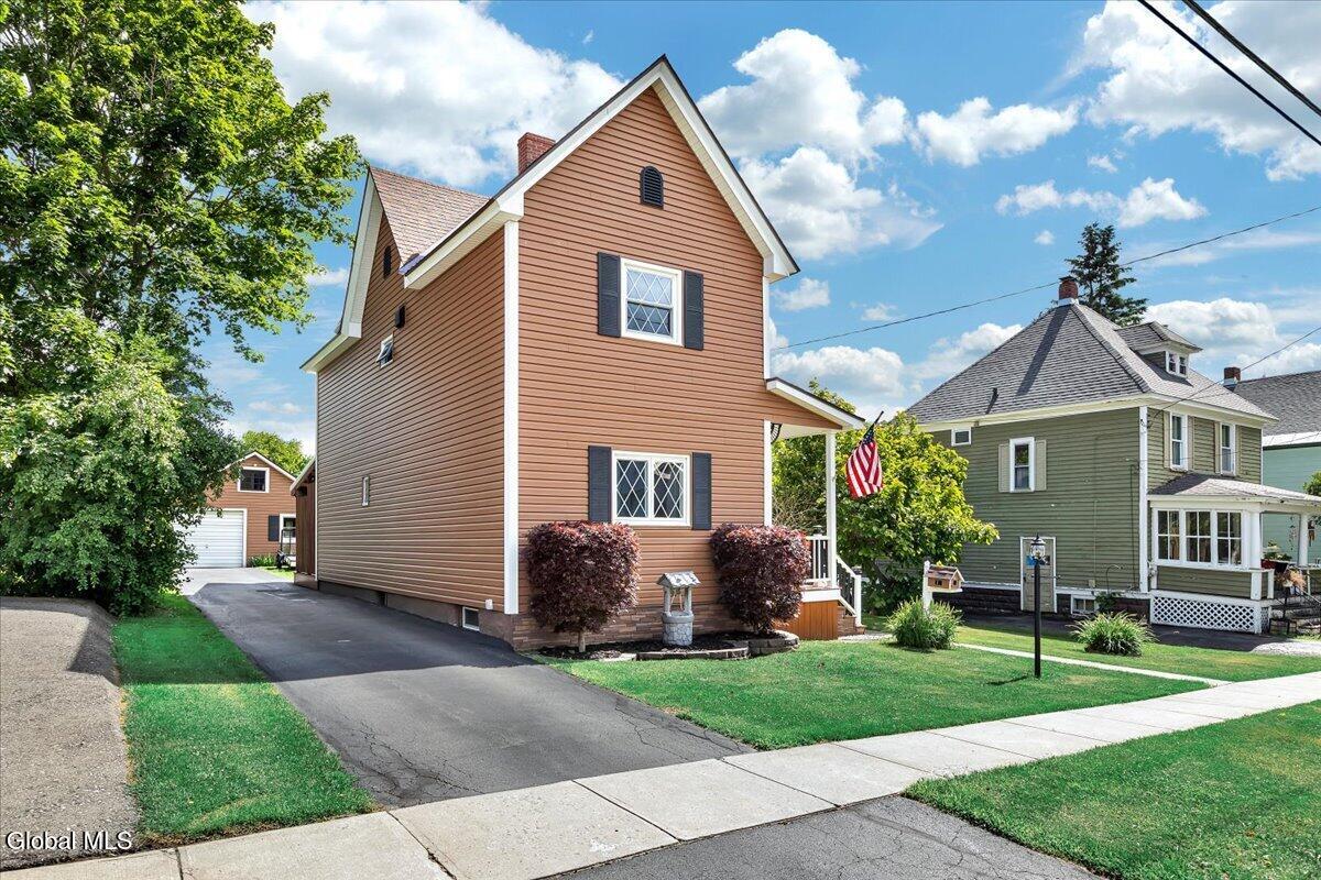 105 Mason Street Johnstown NY 12095