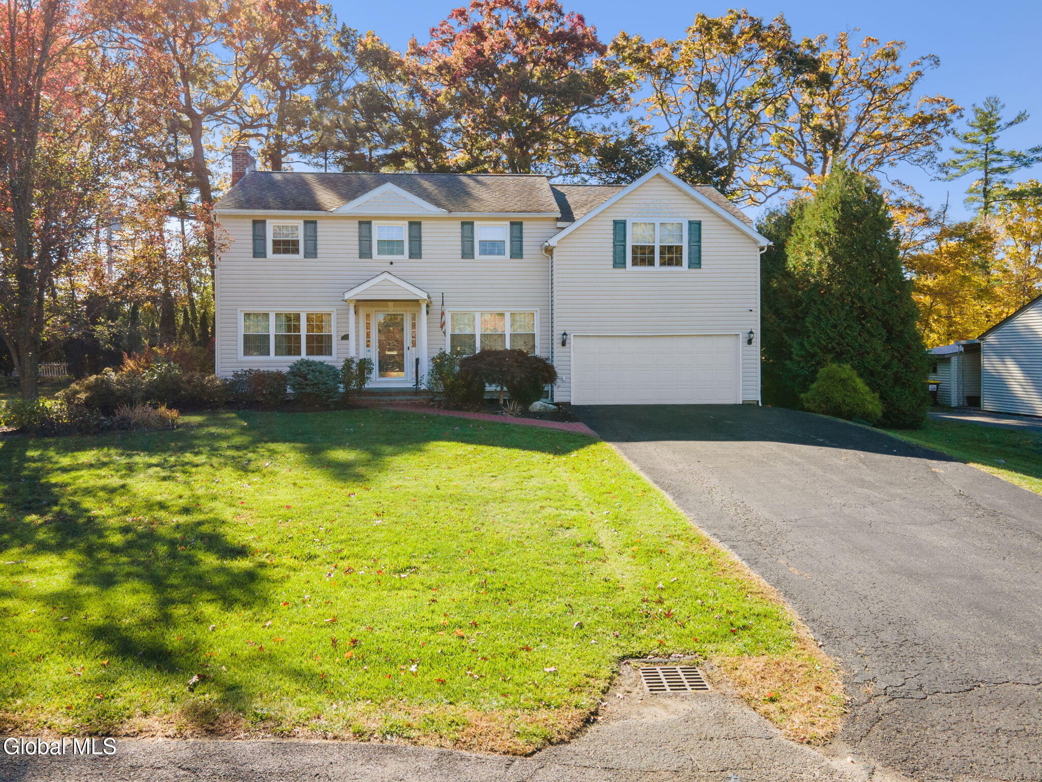2108 E Baker Avenue Schenectady NY 12309